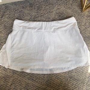 White lululemon tennis skirt